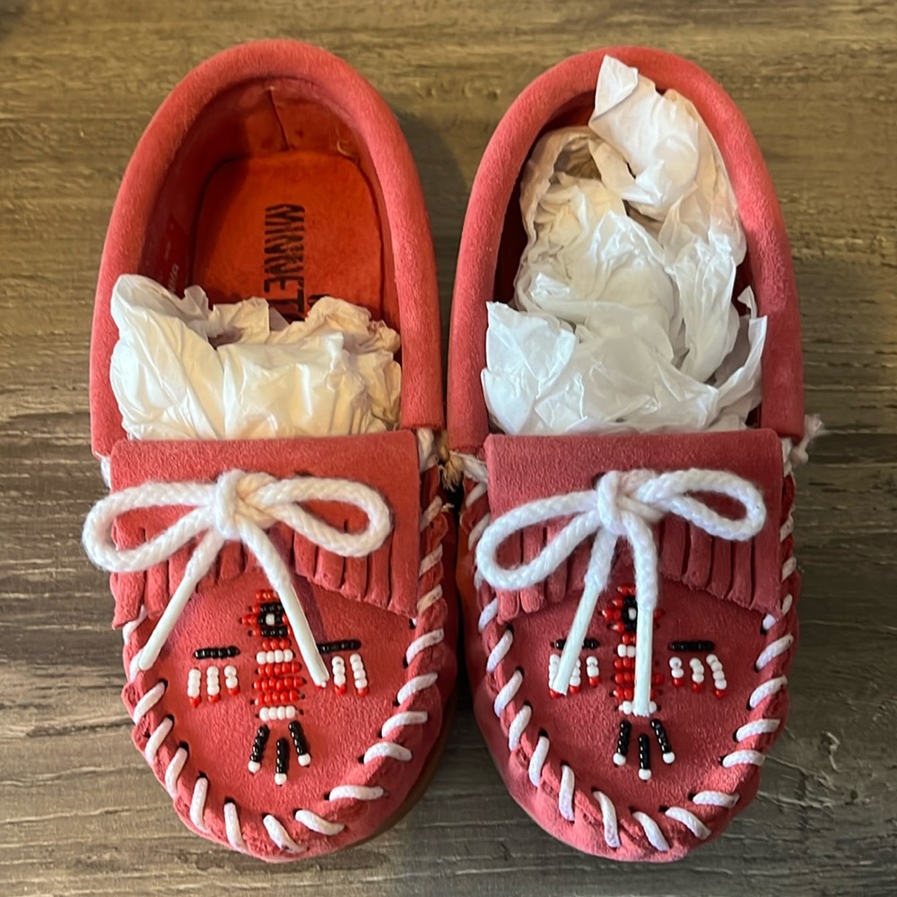 Kids Pink Minnetonka